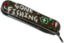 Victorinox Classic SD Gone Fishing Limited Edtion 2020 0-6223-L2005 Swiss Pocket Knife -Famous Knife Shop VT0 6223 L2005 04 victorinox