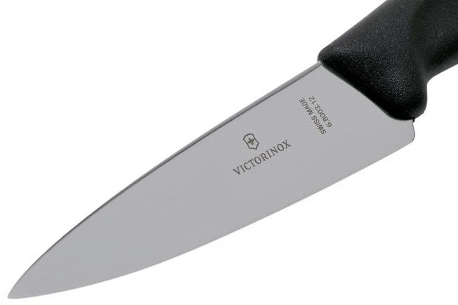 Victorinox SwissClassic 6.8003.12G Paring Knife 12 Cm, Black 5 Victorinox SwissClassic 6.8003.12G Paring Knife 12 Cm, Black - Image 3